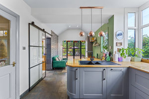 Kitchen- click for photo gallery